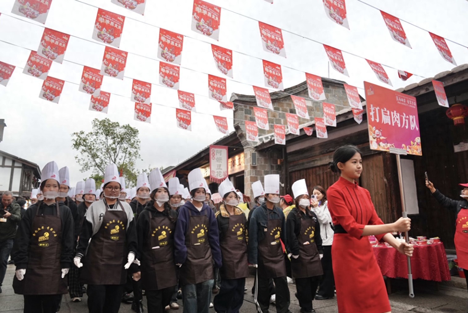 沙县小吃盖起高楼大厦之后：做强产业链，推动出海，帮更多人当老板(图1)